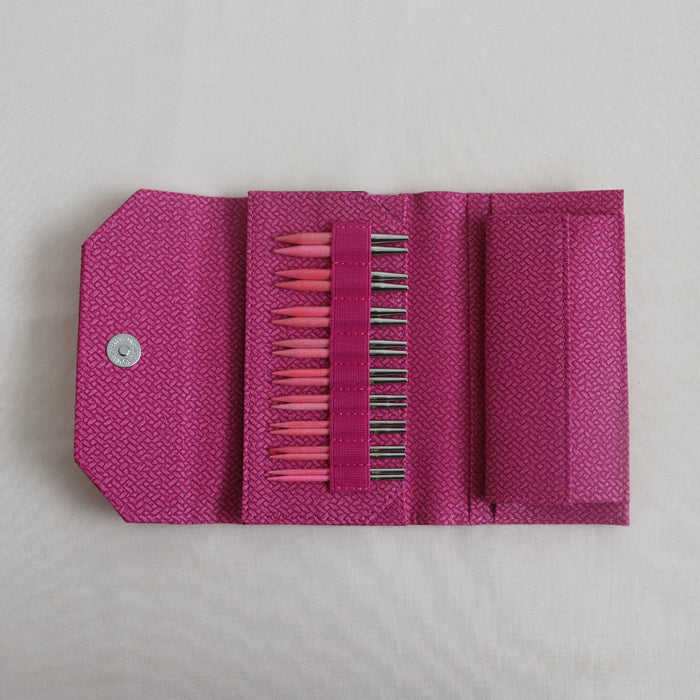 lykke blush interchangeable knitting needle set in magenta basketweave