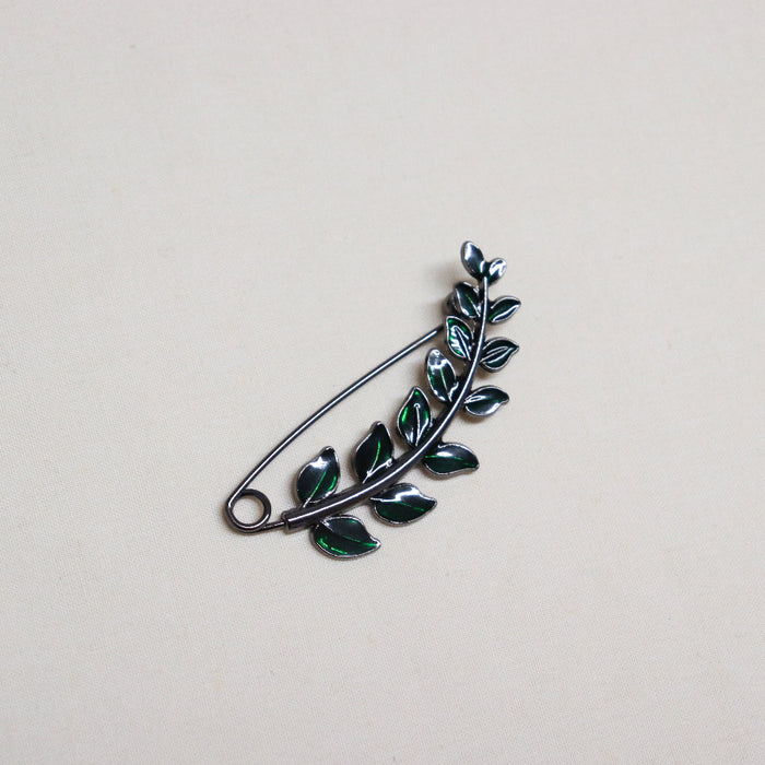 hiyahiya fern shawl pin