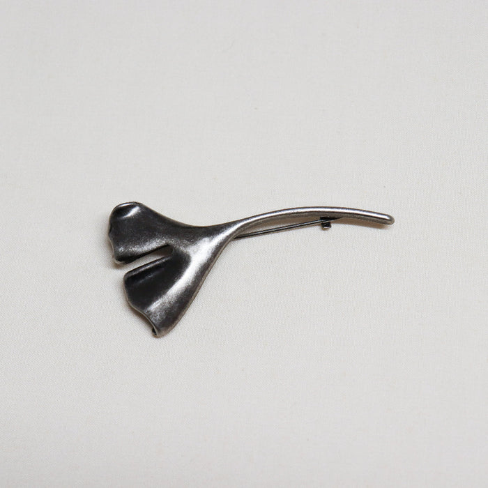 hiyahiya antique ginko shawl pin