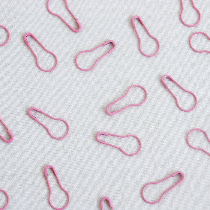 HiyaHiya pink bulb shaped safety pin style stitch markers