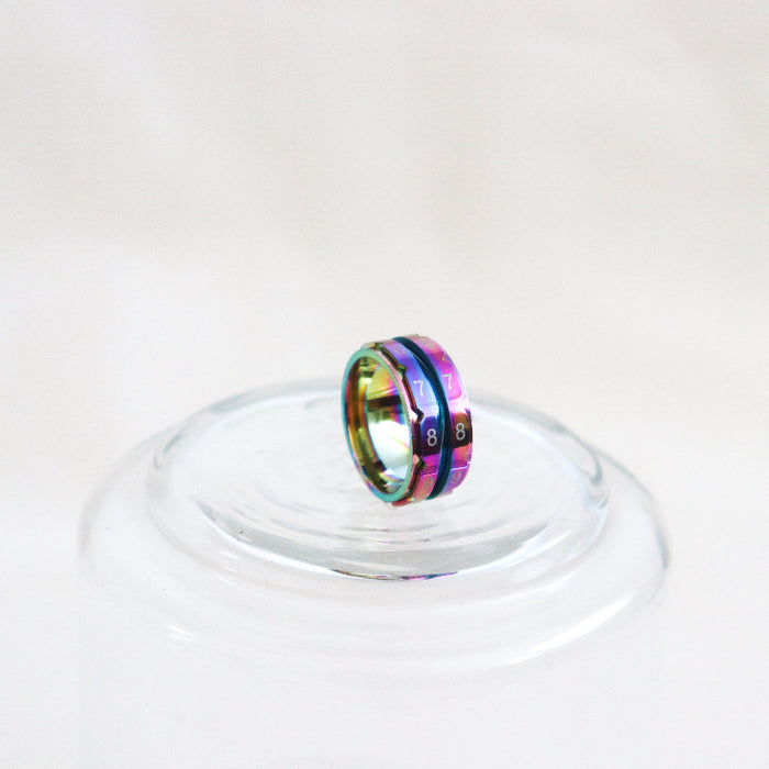 Knitpro rainbow row counting ring. A rainbow ring with two twistable bands to adjust row count.