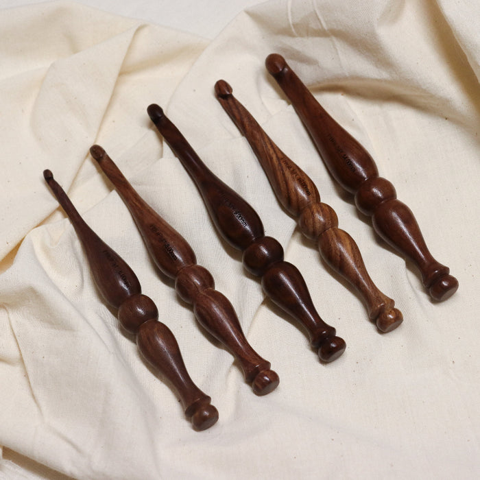 Phoenix sheesham wood crochet hooks with bubble handle